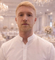 Молодой парень познакомиться с девушкой  – Фото 1