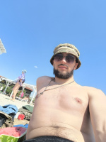 Молодой парень с удовольствием трахнет милфочку до 40 – Фото 1