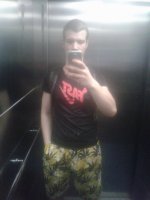 Молодой жеребец 18 лет, обожаю глубокий, хочу полизать – Фото 1