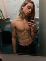 Молодой парень ищет девушку для секса  – Фото 1