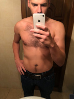 Красивый высокий мч 25 лет. Ищу взрослую партнершу 38+. – Фото 1