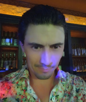 Симпатичний брюнет шукає  – Фото 1