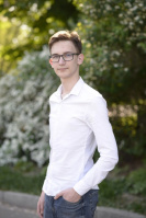 Парень 18 лет хочет найти девушку в Киеве – Фото 1