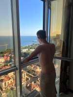 Парень с хорошим членом и повышеным либидо ищет спутницу  – Фото 1