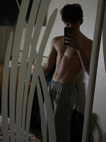 18 лет девственник – Фото 1