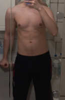 Молодий хлопець в пошуках жінки з досвідом – Фото 1