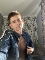 Молодой парень познакомится с взрослой – Фото 1