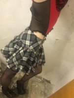 Остро нуждаюсь в матпомощи - готова стать сучкой соской и давалкой послушной на месяц за помощь..  – Фото 1