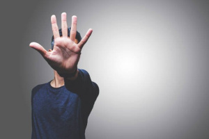 Хочу доторкнутись до тебе — ніжно і щиро – Фото 1