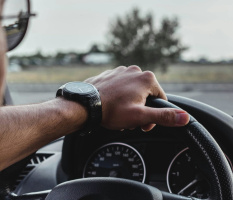 Нужна наполняющая серость красками мадам или мадемуазель – Фото 1