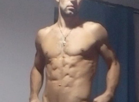 Шукаю дівчину +18 – Фото 1