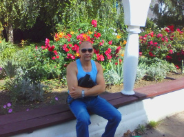 Приглашаю девушку или женщину познакомится и ...... – Фото 1