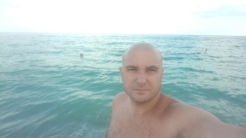 Одну женщину, на постоянной основе – Фото 5