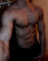 Здоровий амбал шукає дівчину щоб добре поїбатися – Фото 1