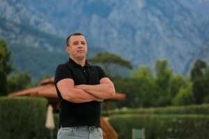 В поиске знакомства с стройной девушкой  – Фото 1