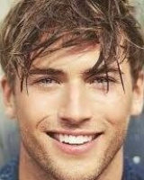 В кого є бажання як умога швидше запросити та пострибати на гарному хлопчикові – Фото 1