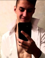 Ищу девушку любого возраста 18+ – Фото 1