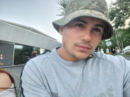 Найти девушку для регулярних встреч – Фото 1