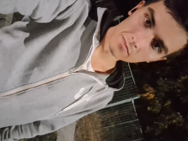 Молодой горячий парень в поисках горячей девушки/женщины для секса – Фото 1