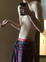 Фембойчик ищет госпожу для сокровенных исполнений желаний  – Фото 1