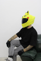 Молодой красивый парень  – Фото 1