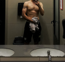 Ищу молодую девушку с красивой фигурой – Фото 2