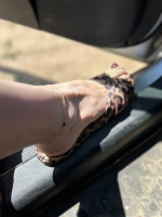 Красивые ноги супруги – Фото 2