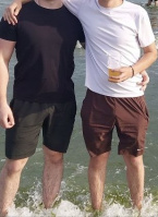 2 хлопці по 25 років шукають дівчину для мжм  – Фото 1