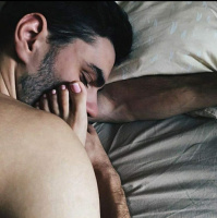 Ищу тактильную девушку для встреч по теме фут-фетиша – Фото 1