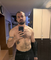 Девушку от 18 до 40 – Фото 1