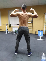 Привабливий чоловік 35 років гетеро, шукаю МЖМ, МММЖ, якісний секс – Фото 1