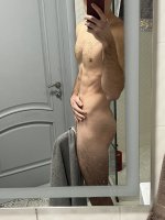 Молодой массажист – Фото 1