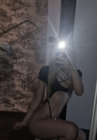 Молода та красива дівчина шукає собі Господина. – Фото 1