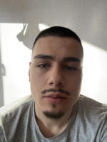 Парень 18 лет хочет найти девушку в Львове – Фото 1