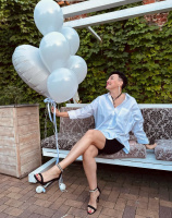 Пара ищет уверенного в себе мужчину  – Фото 1