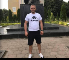 Симпотичный парень сделает куни Девушке. – Фото 1