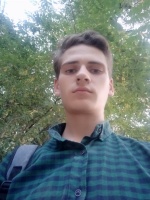 Парень 19 лет хочет найти мужчину в Донецке – Фото 1