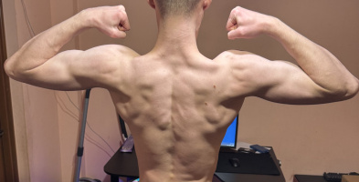 Спортивный молодой парень с длинным членом который любит приносить наслаждение прекрасным девушкам – Фото 1